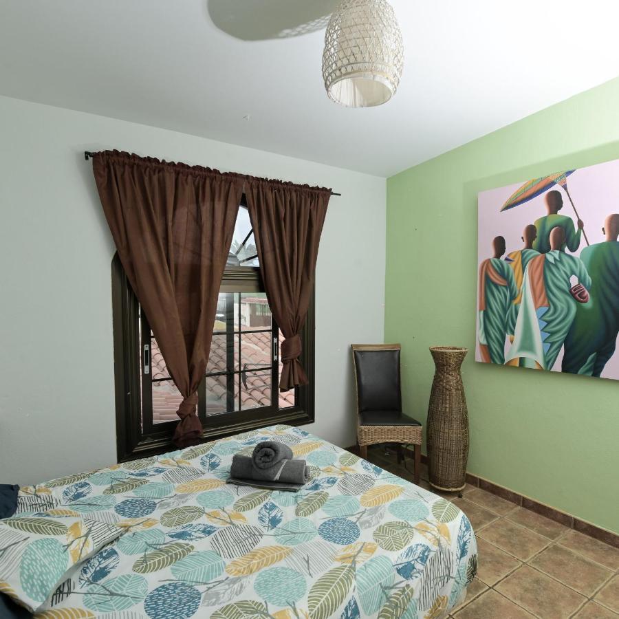 Amigos Tenerife Hostal La Mareta