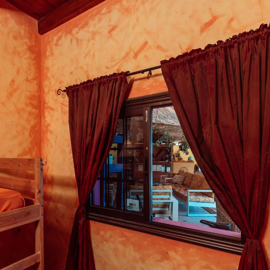 Amigos Tenerife Hostal La Mareta